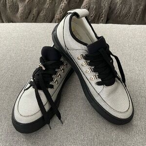 ALESSANDRO DELL’ACQUA Silver Sneakers